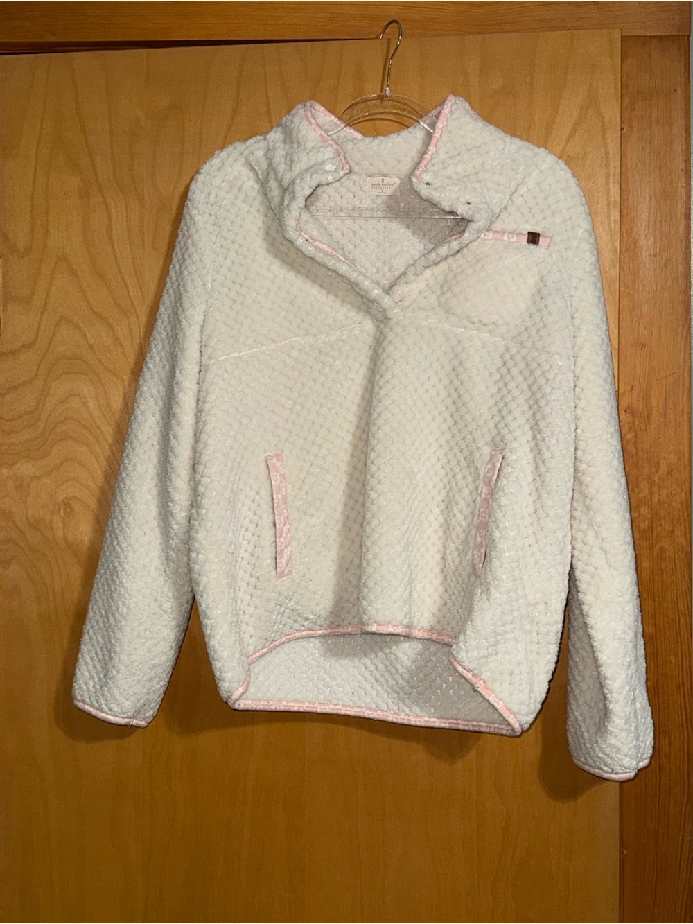 SIMPLY SOUTHERN Women's White Sherpa Pullover Jacket with Pink Trim